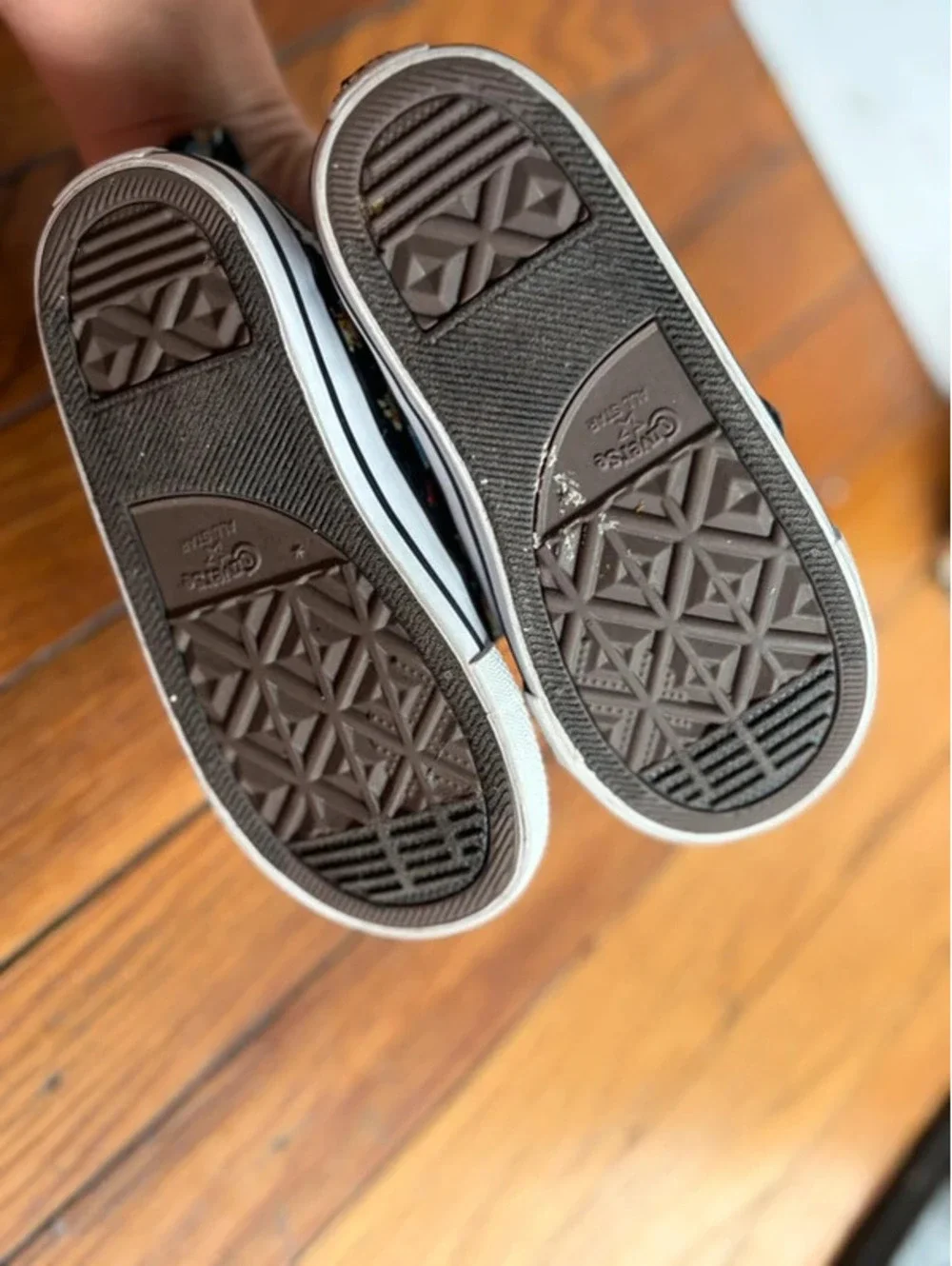 9C Bluey Velcro Converse Sneakers
